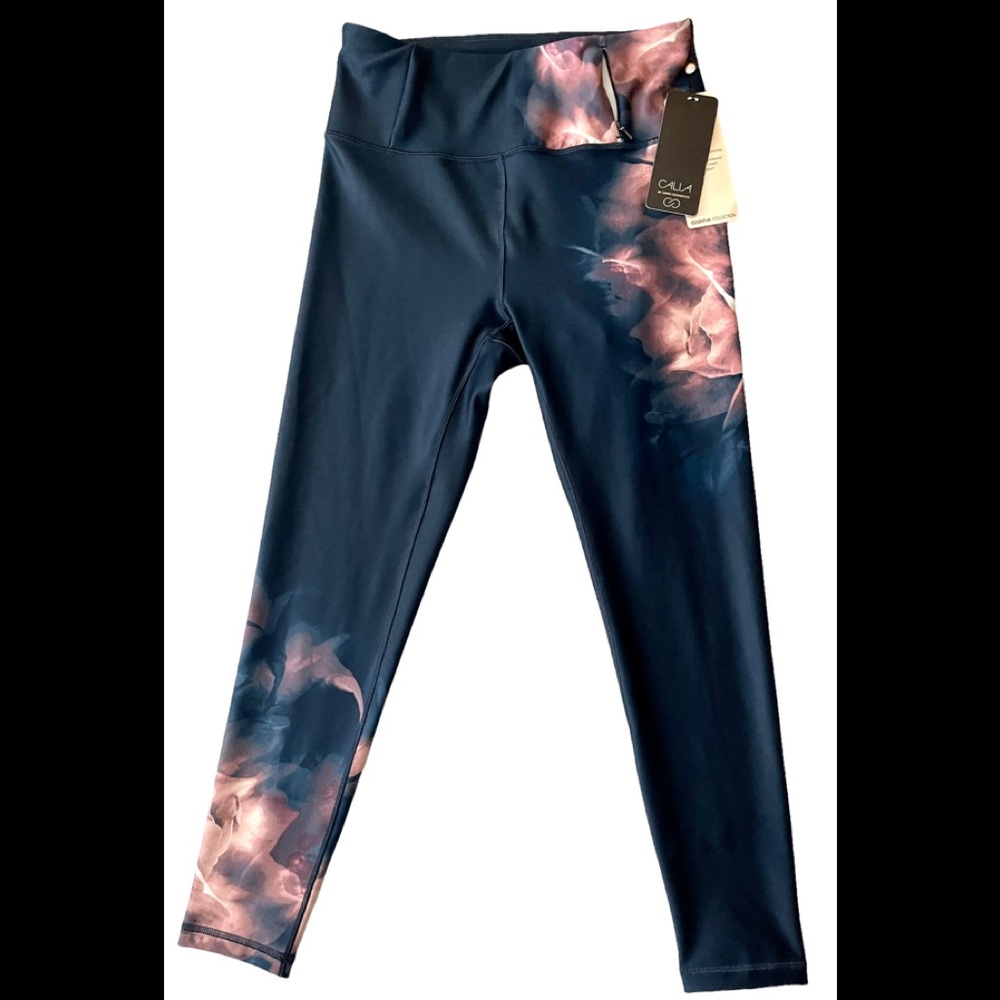 NWT. Carri Underwood Calia Studio yoga pants w/ front pocket for phone etc